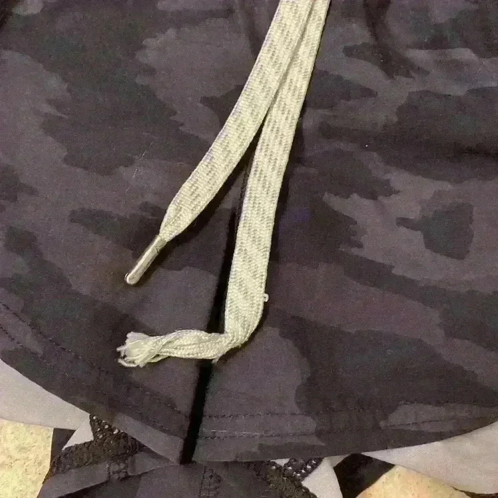 Vuori clementine camo shorts - Picture 6 of 6